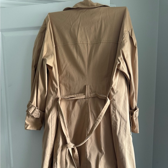 Eloquii Puff Sleeve Trench Coat - Picture 6 of 6